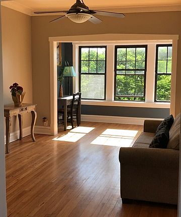 4th image of 920 Wesley Ave APT 3