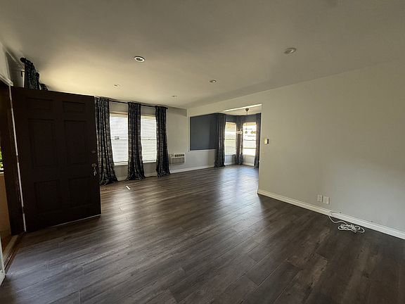 2nd image of 1222 McClellan Dr APT 11