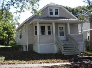 8 Crest St, Quincy, MA 02169