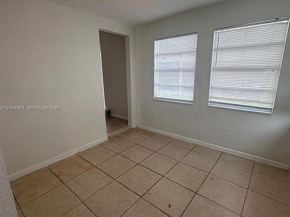 5th image of 2837 NW 9th Ct