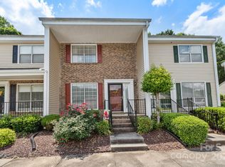 1109 Surry Ln, Gastonia, NC 28054