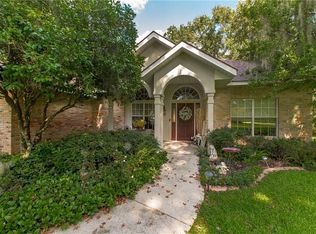 39797 River Oaks Dr, Ponchatoula, LA 70454