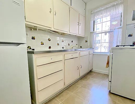 2nd image of 55-03 31st Ave #2O