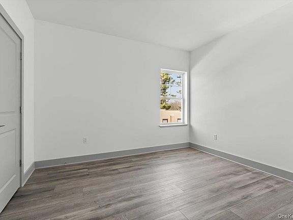 5th image of 75 Forester Ave #116