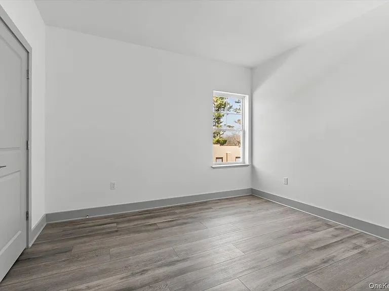75 Forester Ave #116 — Photo 5