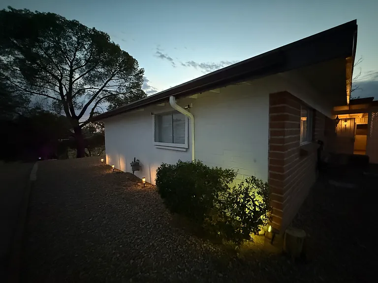 1832 S Tam O Shanter Ave — Photo 39
