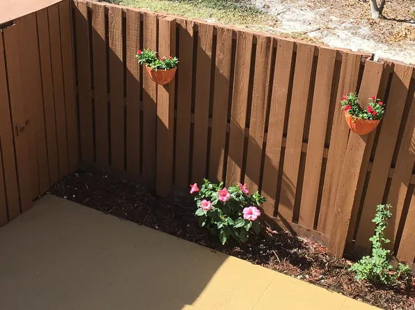 5652 SE Riverboat Dr, Stuart, FL 34997