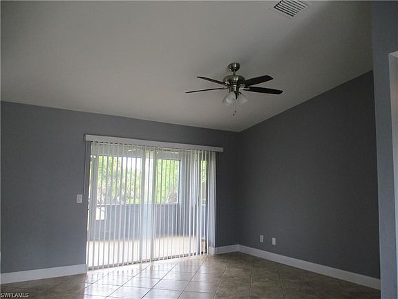 2nd image of 827 Alvin Ave