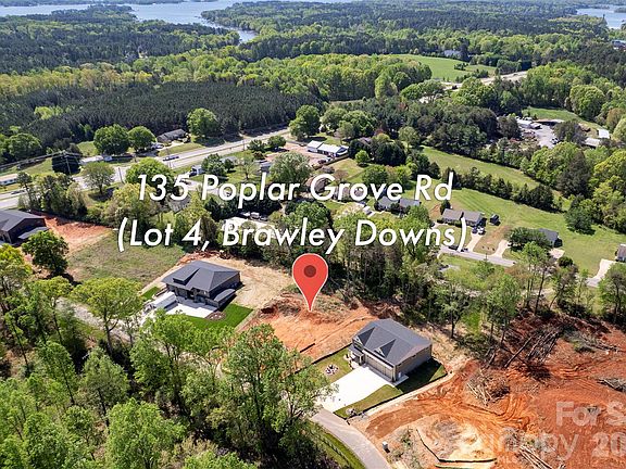 2nd image of 135 Poplar Grove Rd #4