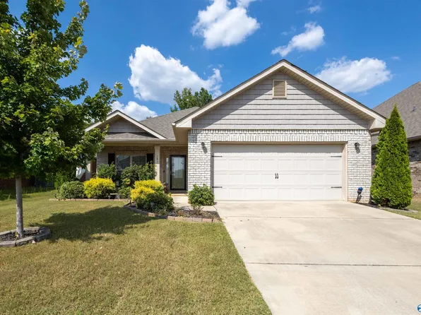 181 Heritage Brook Dr NW, Madison, AL 35757