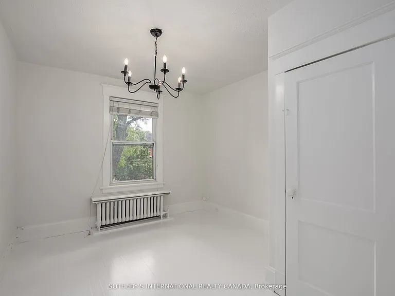 38 Browning Ave #UPPER — Photo 11