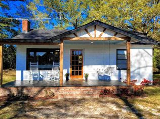 27 Irving Adams Dr, Chatom, AL 36518