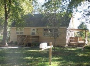 2418 Oak St, Saint Joseph, MO 64503
