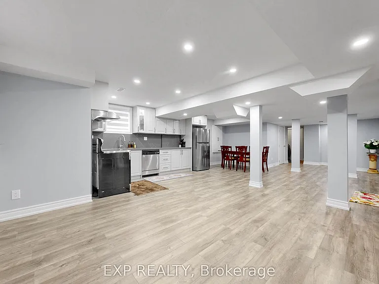 50 Walford Rd #LOWER — Photo 13