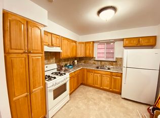 24-19 43rd St #33, Astoria, NY 11103