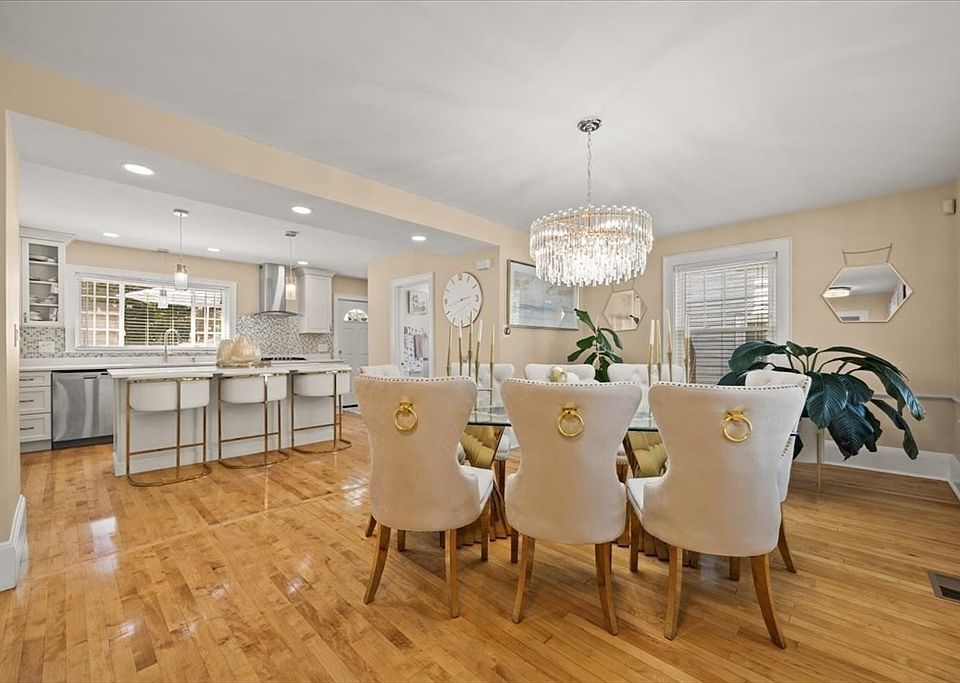 1st image of 15 Belcher Ave