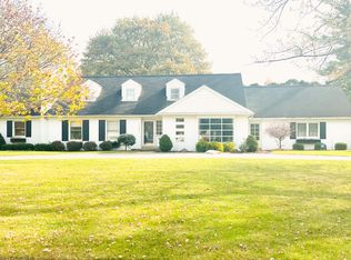 1731 Letitia Dr, Sidney, OH 45365