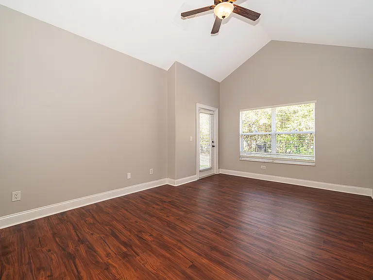 6825 Dolce St — Photo 23