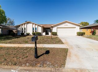 11001 Peppertree Ln, Port Richey, FL 34668