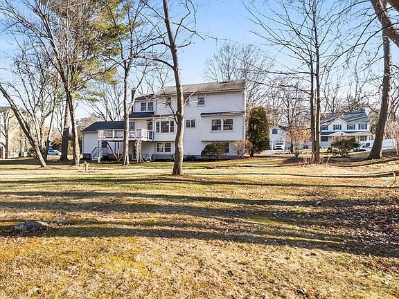 2nd image of 4 Briarwood Dr