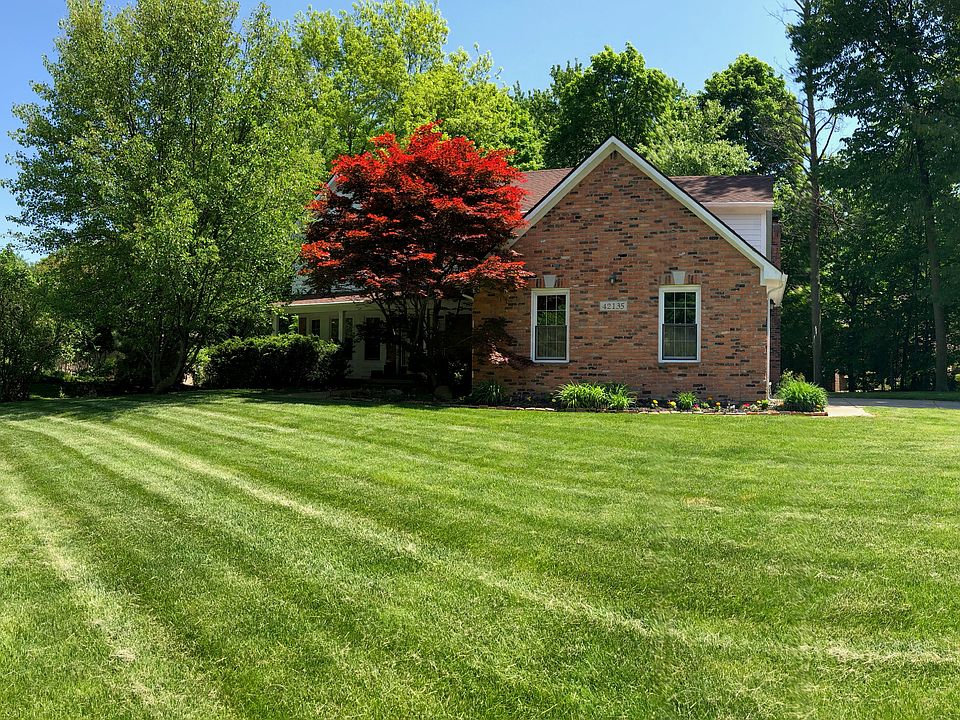 1st image of 42135 Woodcreek Ln