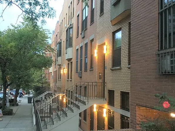 100 Manhattan Ave, New York, NY 10025