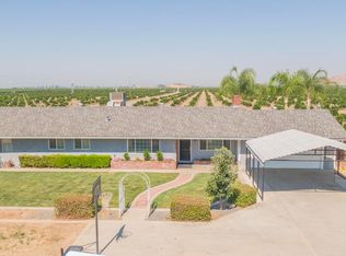 5357 S Hills Valley Rd, Orange Cove, CA 93646