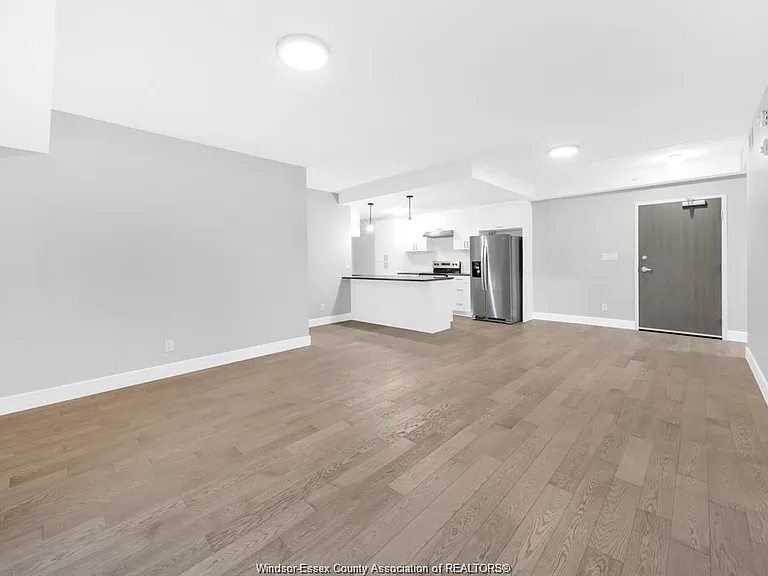 2550 Sandwich West Pkwy #402 — Photo 8