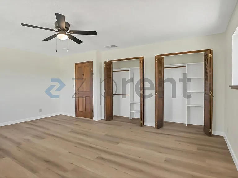 1196 Robinson Ct — Photo 32
