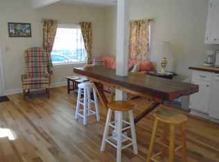 866 Howard St, New Bern, NC 28560