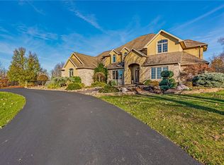 4020 Adelaide Hls, Connellsville, PA 15425