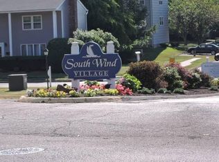 57 Southwind Ln #57-D, Milford, CT 06460