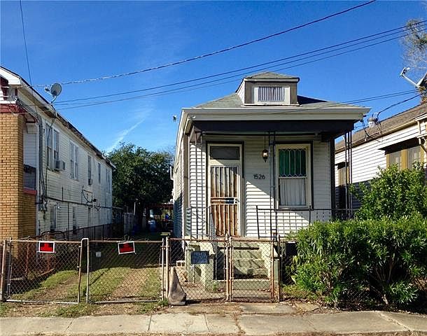 1st image of 1526 Arts St