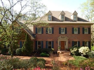 7690 Treeridge Ct, Dunwoody, GA 30350
