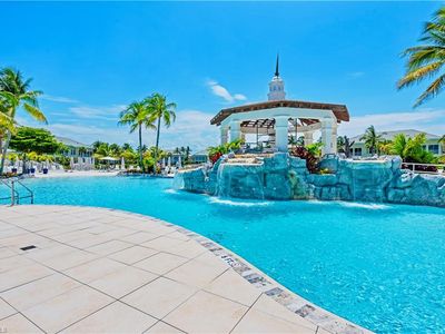 275 Indies WAY #901, Naples, FL, 34110