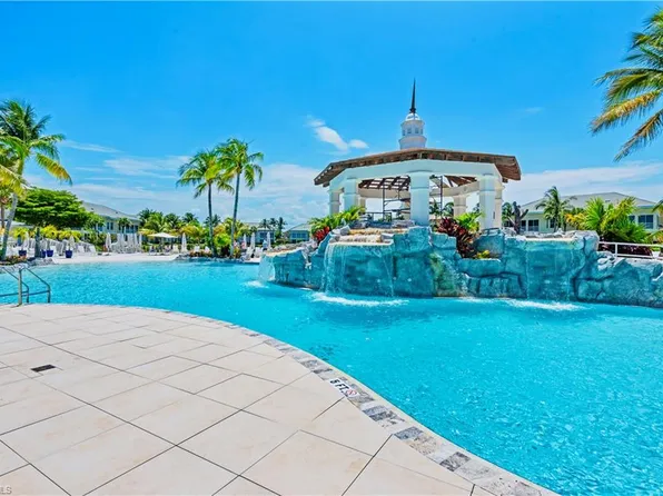 275 Indies WAY #901, NAPLES, FL 34110