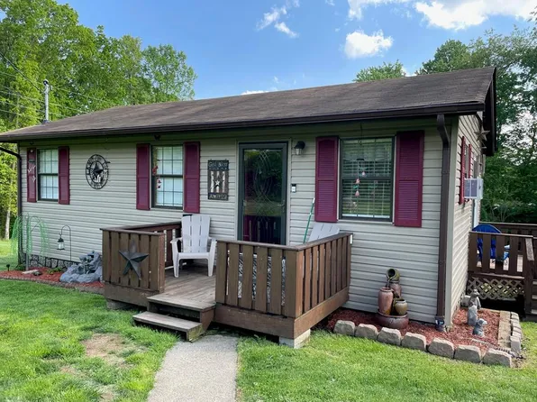 162 Old Turnpike Rd, Beckley, WV 25801