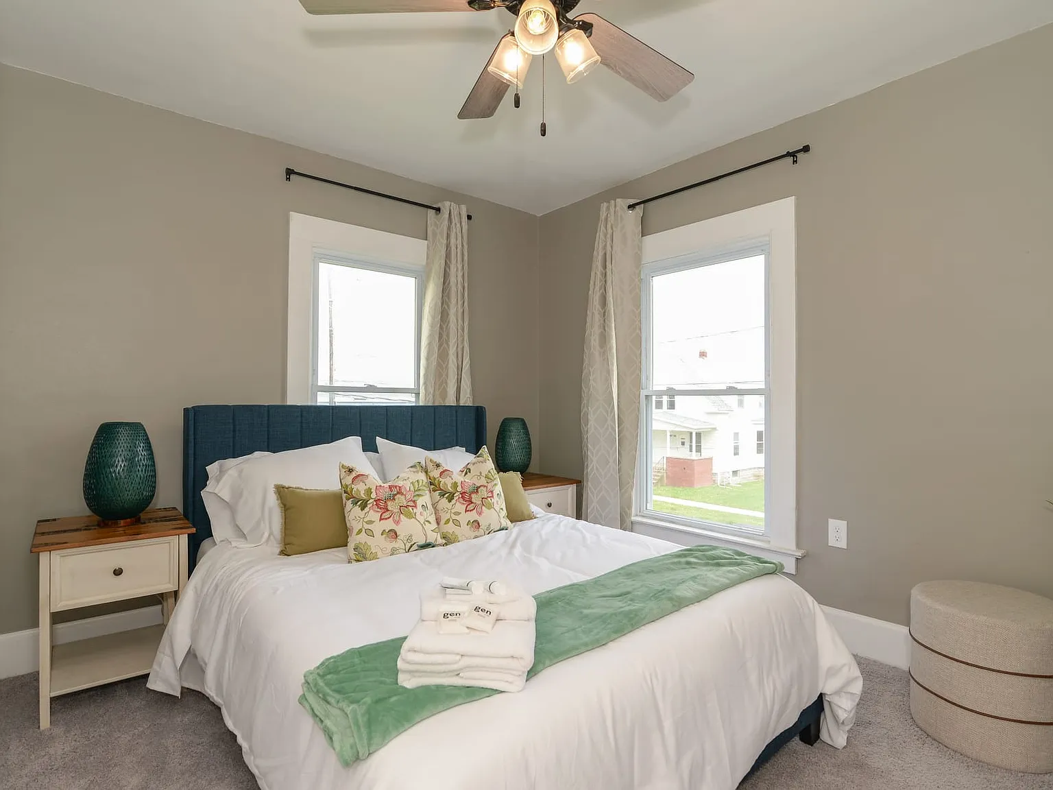 5 bed, 1810 sqft, $4,900 — Photo 3