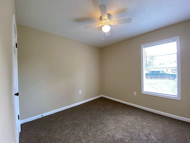 5112 Breckenwood Dr — Photo 7