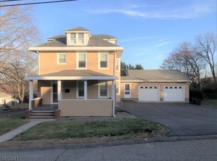 16 Western Ave, Butler, NJ 07405