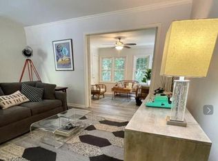 91 De Arc Pl NW, Atlanta, GA 30327