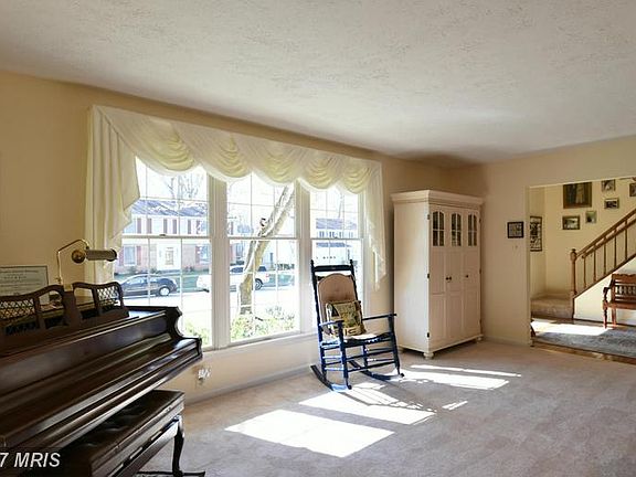 4th image of 15402 Beachview Dr