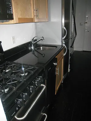 Rented by Town Residential | media 47