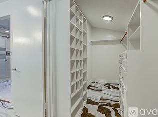 5102 Contour Pl, Houston, TX 77096