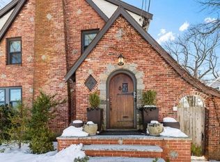 92 Winchester Rd, Arlington, MA 02474