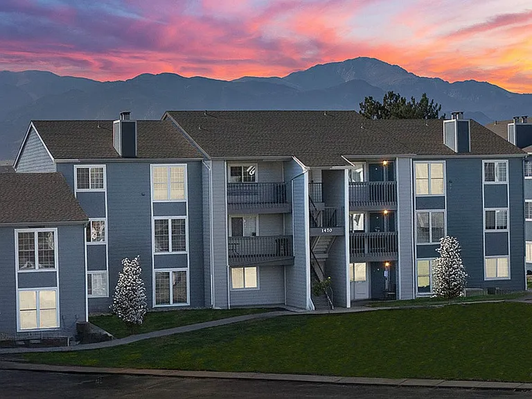 One-Bedroom and Two-Bedroom Apartments in Colorado Springs, Colorado