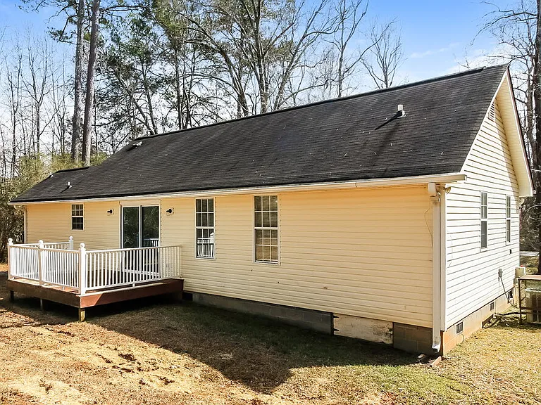 1113 Spring Creek Cir — Photo 16