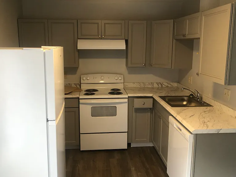 395 W Fulton St #D — Photo 3