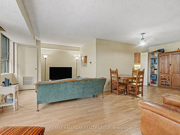 5th image of 2850 Carling Ave #302
