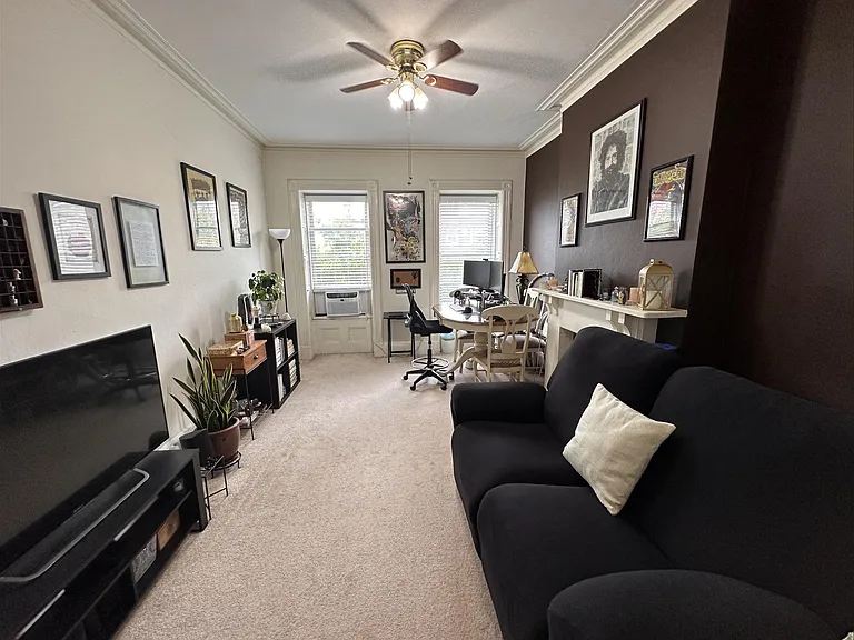 317 Pavonia Ave #5 — Photo 2
